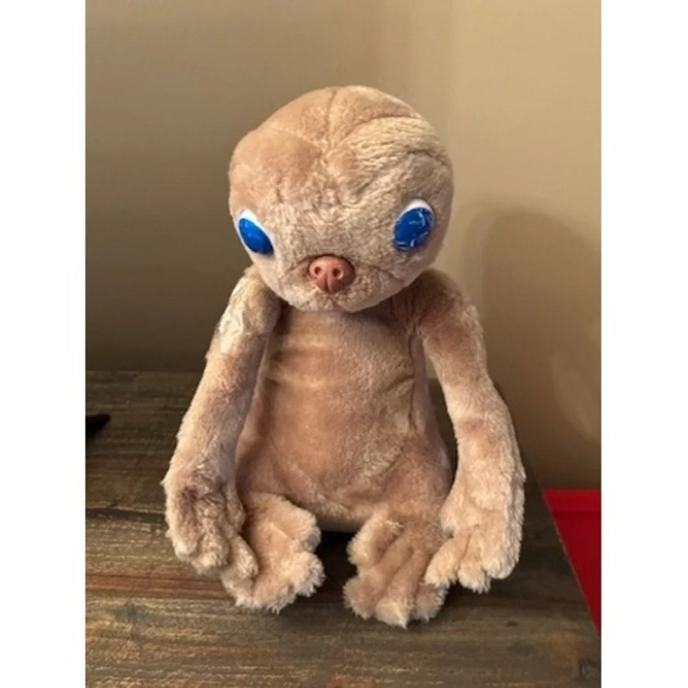 VINTAGE 1982 E.T. the Extra-Terrestrial Plush Doll Produced by Showtime/Kamar